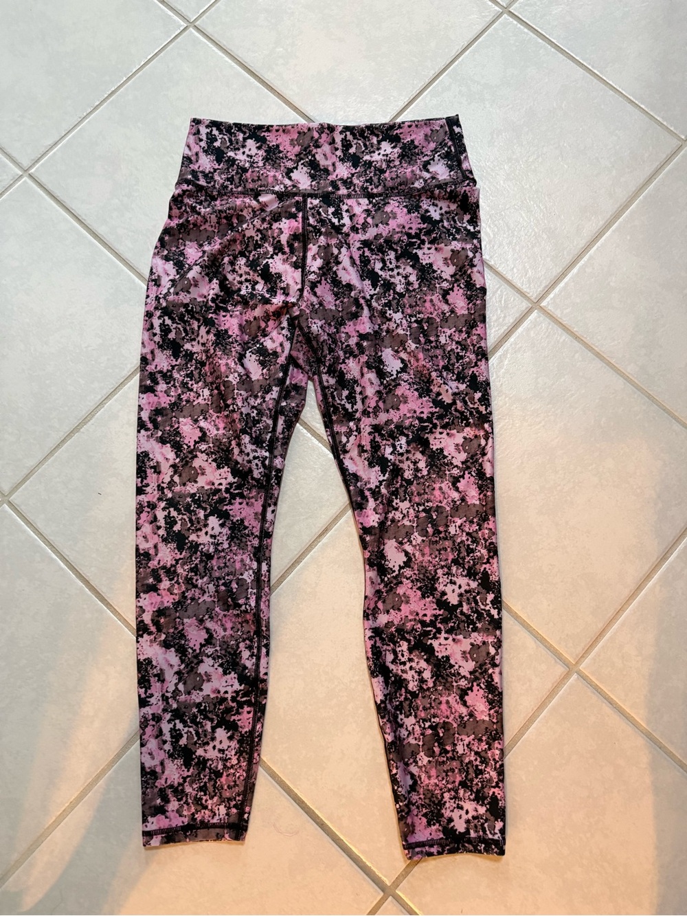 Fabletics Pink & Black Splash Print Athletic Leggings